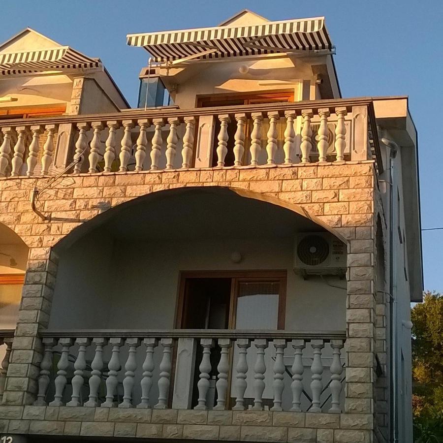 Manda Apartment Karlobag Exterior foto