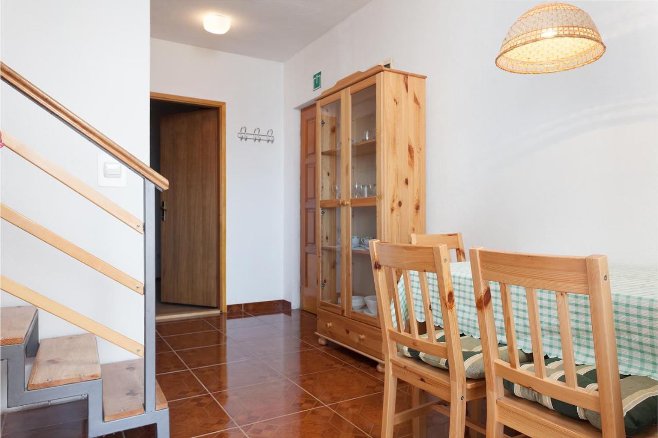 Manda Apartment Karlobag Exterior foto